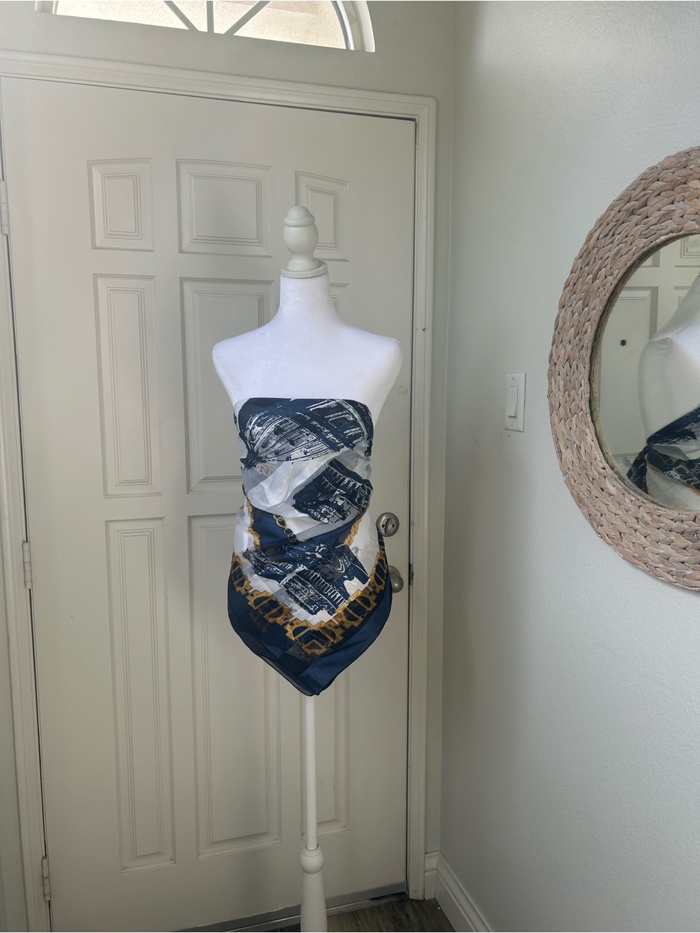 Vintage Raffaello Roma Oversized Scarf Top Navy Gold Architectural Print
